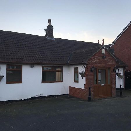 Bed and Breakfast The Bungalow Leeds  Exterior foto